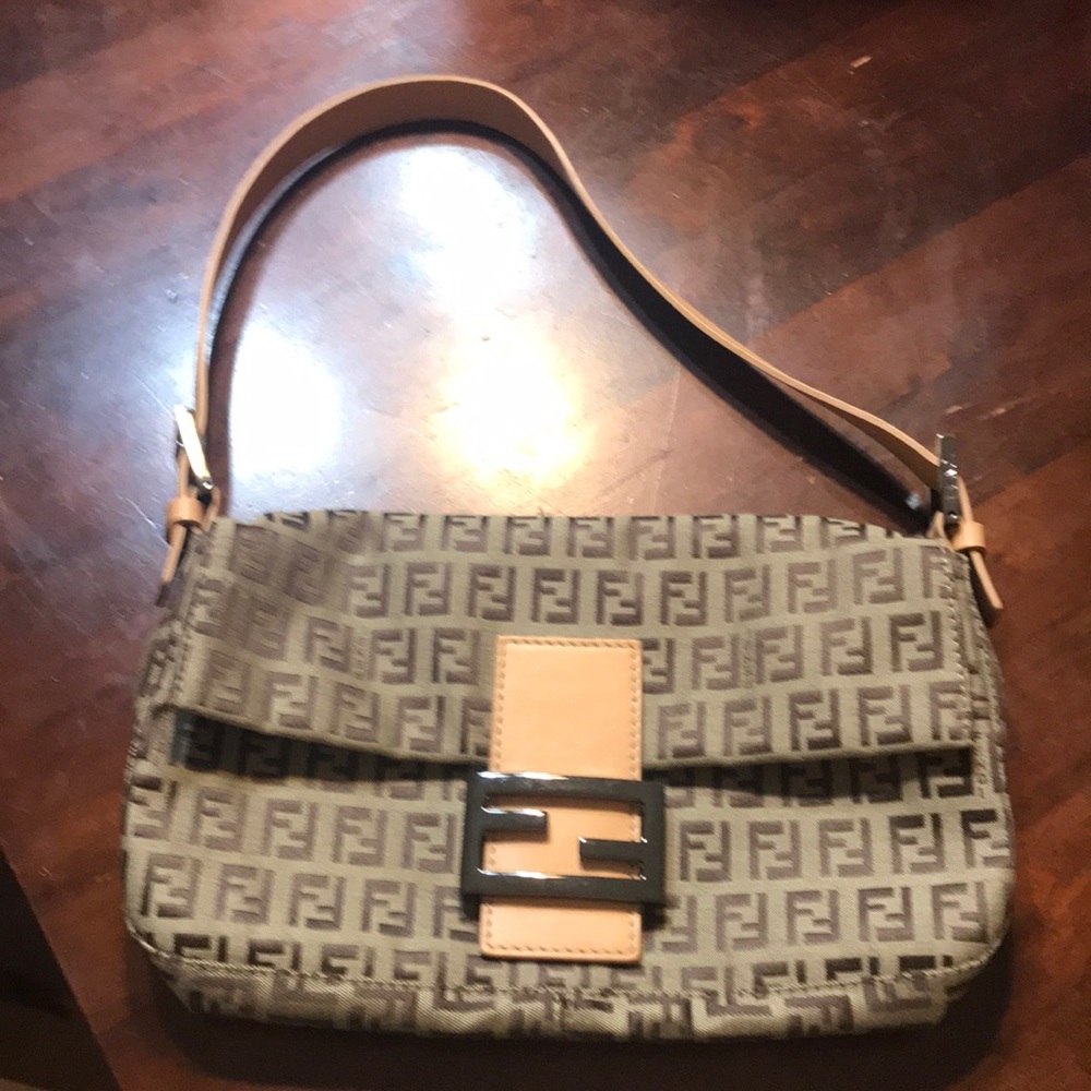 Brown and khaki Zucchino woven Fendi baguette